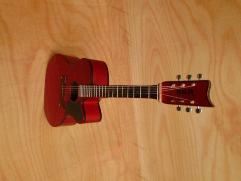 4  S E GR SM SAG 001