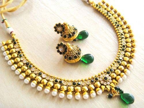 Antique Necklace Set 02
