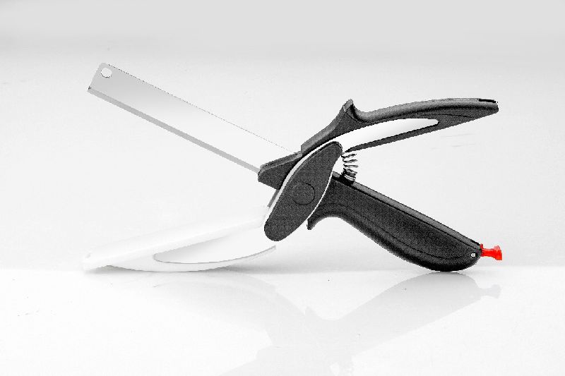 2 in 1 Clever Cutter with Chopping Board 03