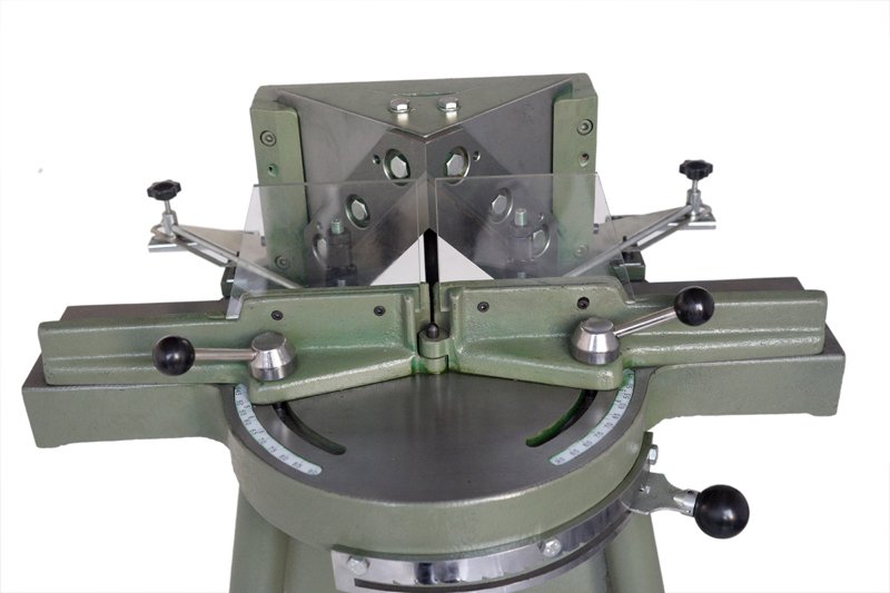 Photo Frame Cutting Machine 04
