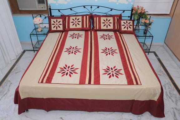 Silk Embroidery Bedspread (BC 11)