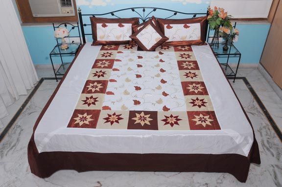 Silk Embroidery Bedspread (BC 13)