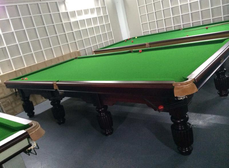Royal Snooker Table 02