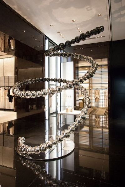 Indoor Sculpture 06