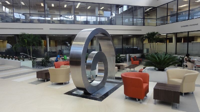 Indoor Sculpture 08