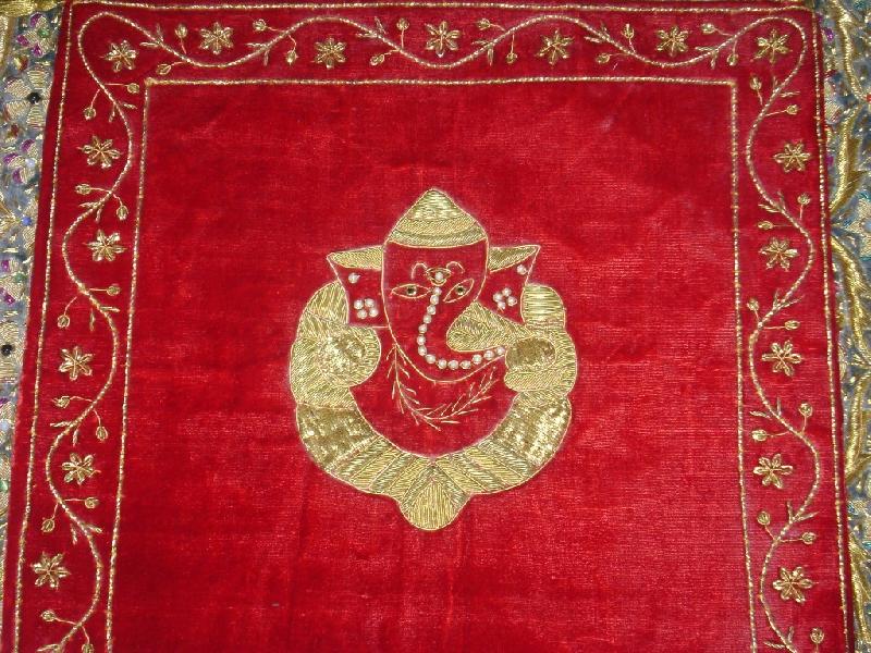 Zari Cushion Covers 08