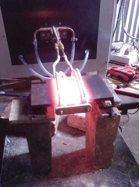 Induction Plate Heating Machine 01