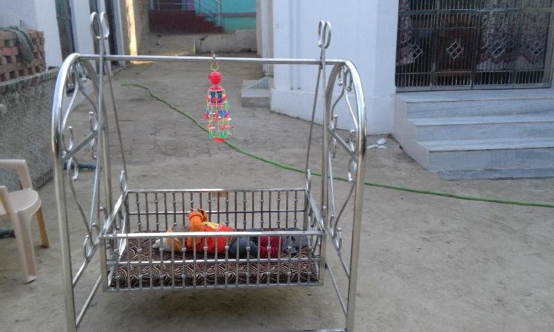 Stainless Steel Cradle 01