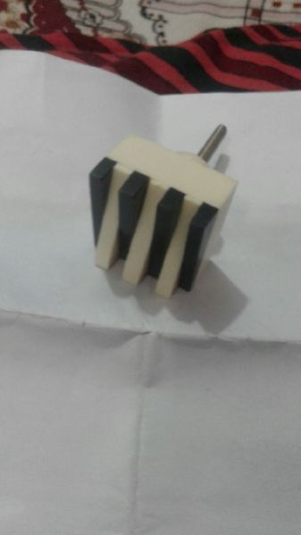 DK-RSN0# 29933  Wood & Resin Door Knob