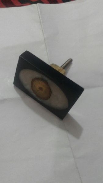 DK-RSN0# 29935 Wood & Resin Door Knob