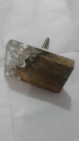 DK-WRM0# 29939 Wood & Resin Door Knob
