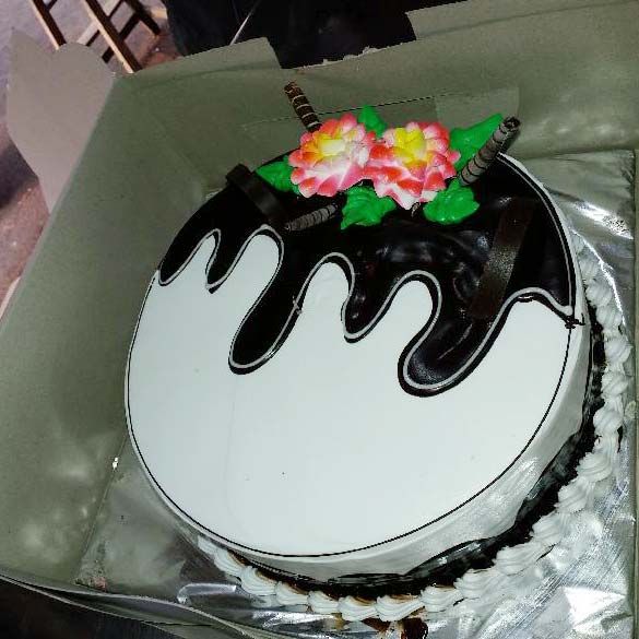 Round Shaped Cake 07