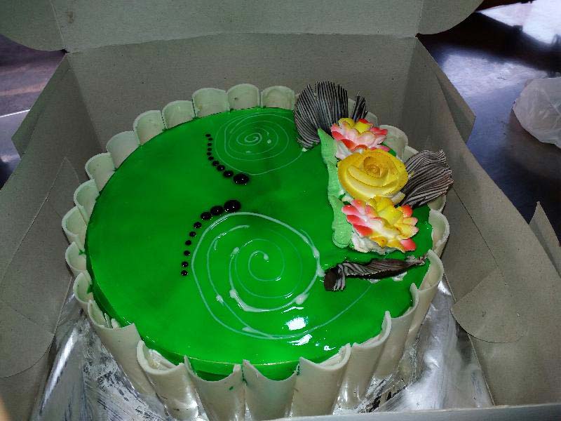 Round Shaped Cake 08