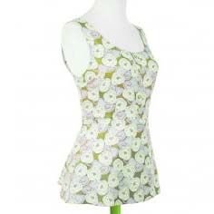 Lizzy Rose Flower On Hilly Green Top