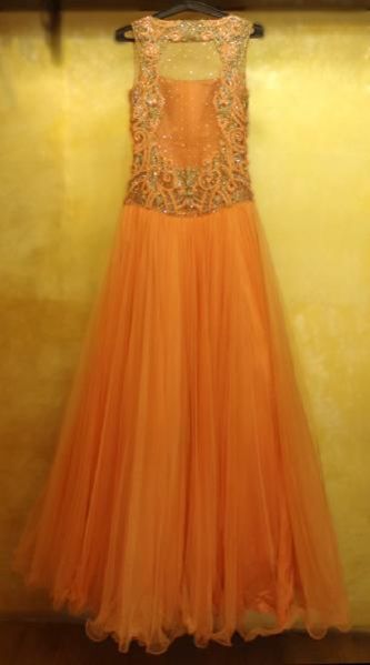 Stylish & Trendy Gown 01
