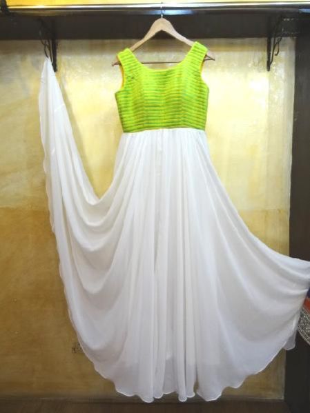 Stylish & Trendy Gown 04