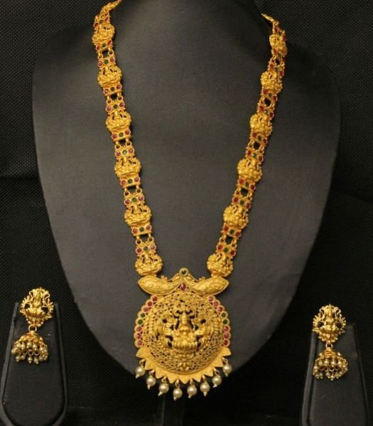 Matte Finish Temple Necklace Set 02