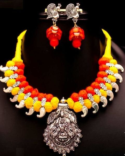 Oxidized Thread Temple Necklace Set 02