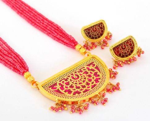 Artificial Necklace Set 02