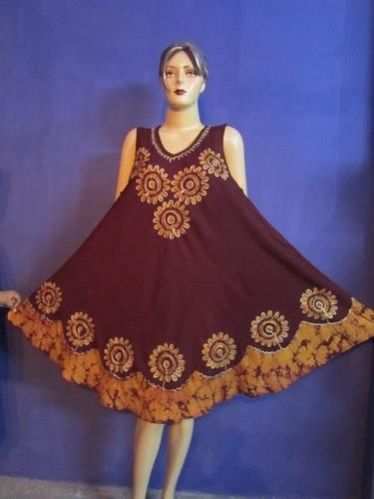 Ladies Umbrella Suit 05