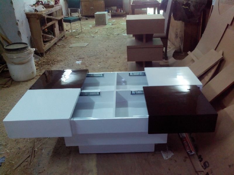 RCT-520 Wooden Center Table