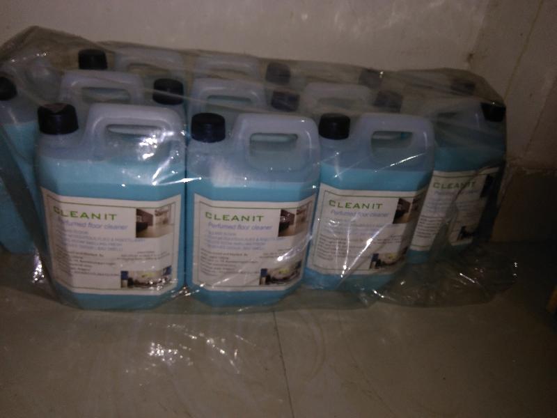 Clean It Floor Cleaner 03