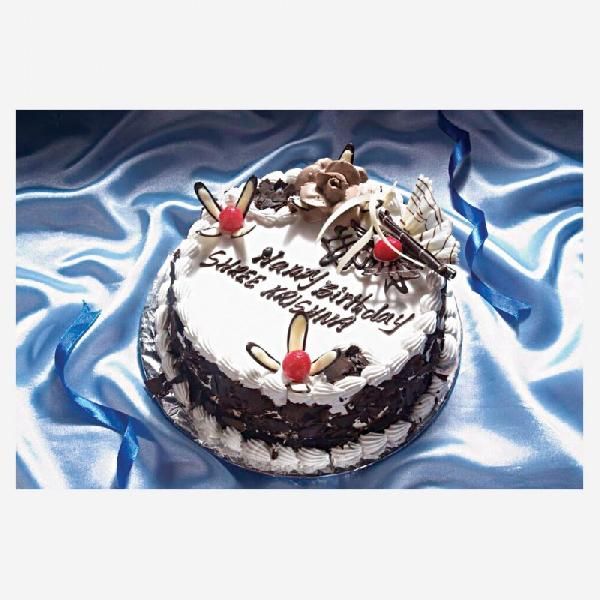 Eggless Black Forest Cake