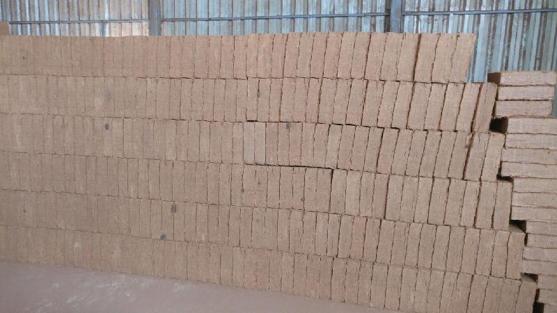 Coir Pith Block 02