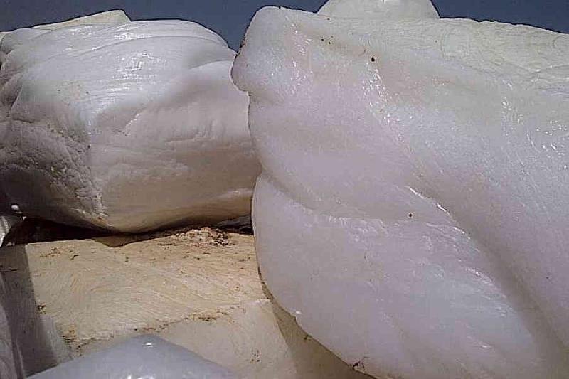 Polyethylene Lump 02