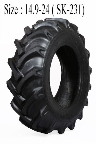 Agricultural Tractor Rear Tyre 02