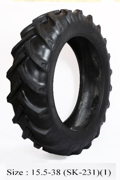 Agricultural Tractor Rear Tyre 03