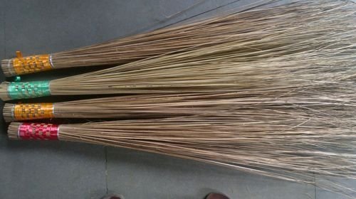 Coconut Broom 01