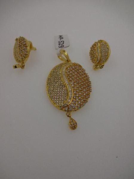 CZ Pendant Set 06