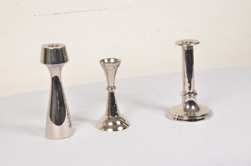 AVR-3025 Silver Pillar Candle Stand