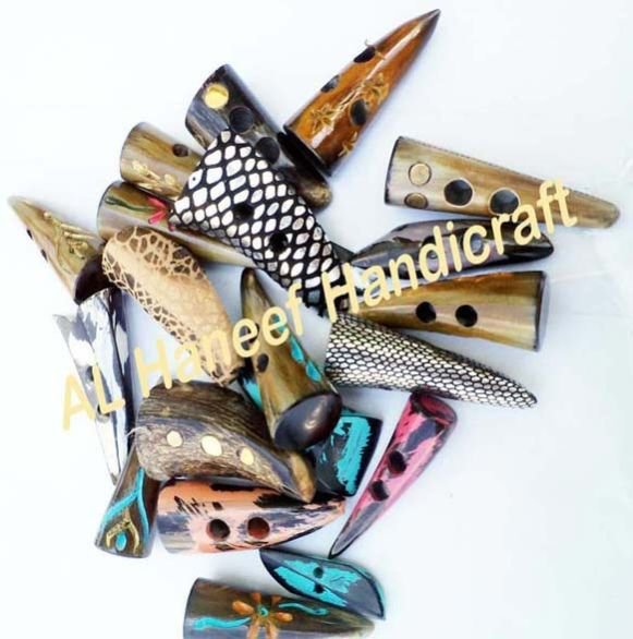 Horn Toggle Natural 04