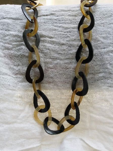 Horn Necklace 01