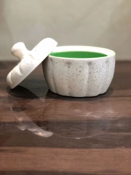 Emile Henry Butter Pot 03