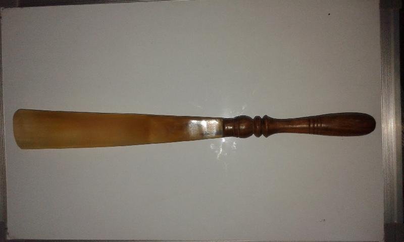 Shoe Horn 04