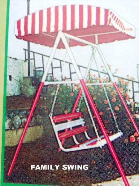 Family Swings 04