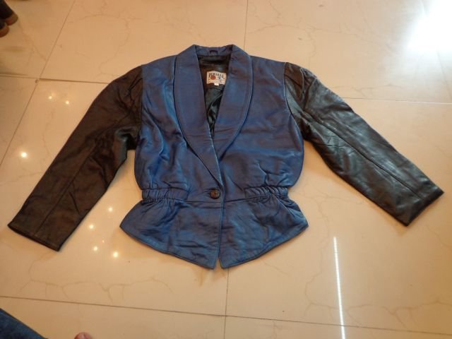 Ladies Short Jacket 02
