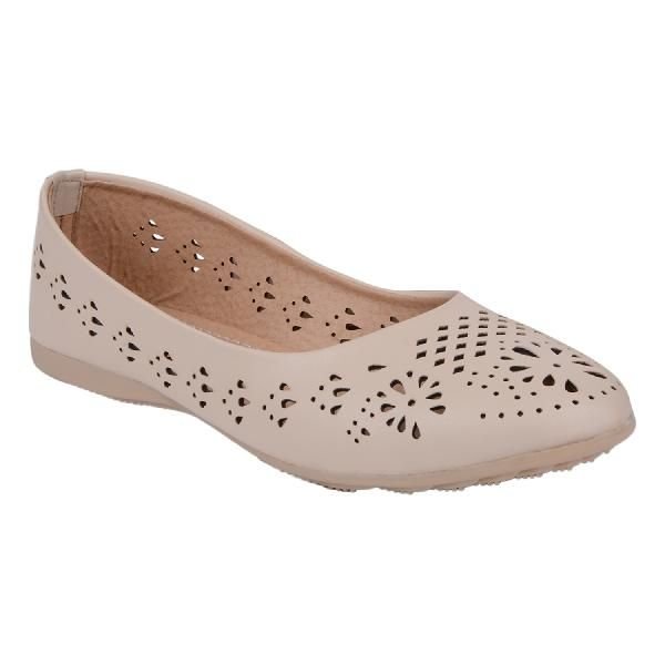 Ladies Footwear (102-CRM-1)