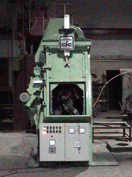 SHVD Spinner Hanger Shot Blasting Machine 01