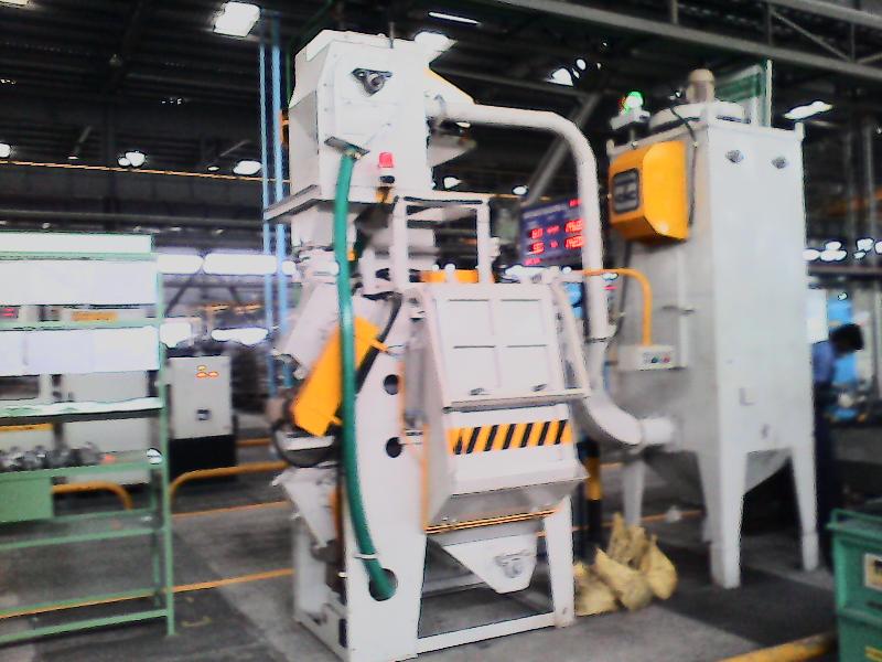 SHVD Spinner Hanger Shot Blasting Machine 02