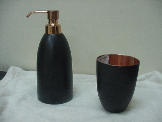 Hospitality Bath Accessories 09