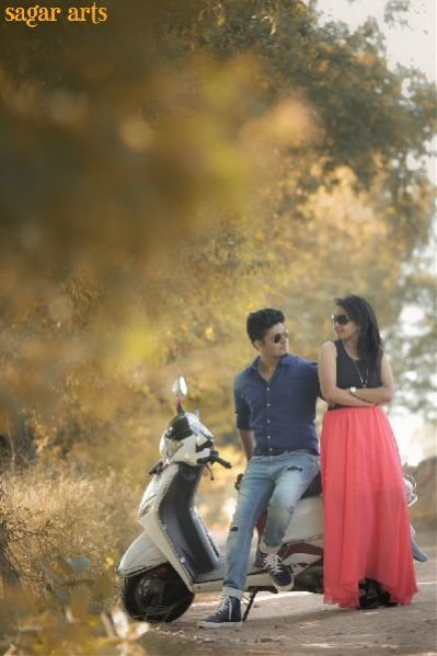 Pre Wedding Photoshoot Service 36