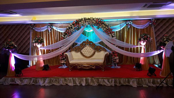 Engagement Party Organiser 01