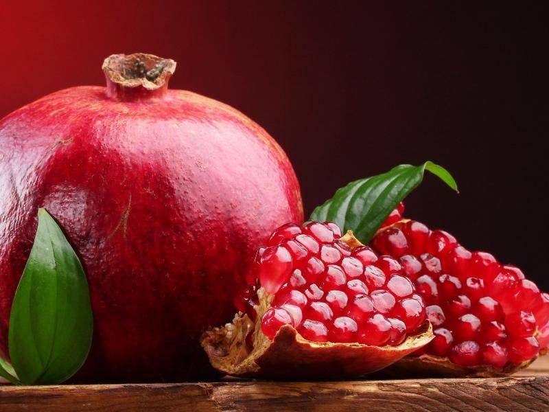 Fresh Pomegranate 01