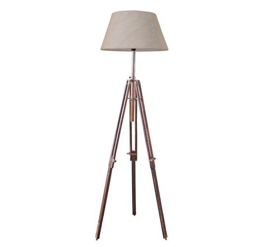 Tripod Lamp 04