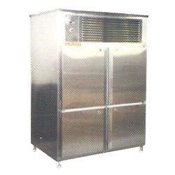 Vertical Deep Freezer 02