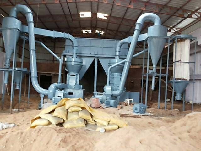 Four Roller Grinding Mill Machine
